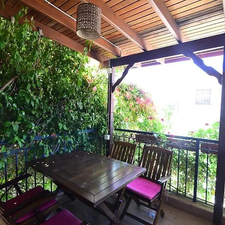 Alojamento de Acomodação e Pequeno-almoço Eleni *