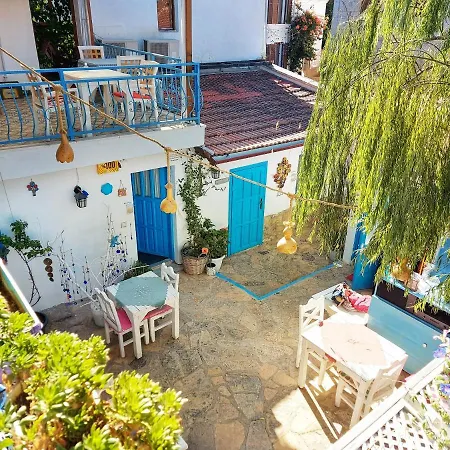 Oda ve Kahvaltı Eleni