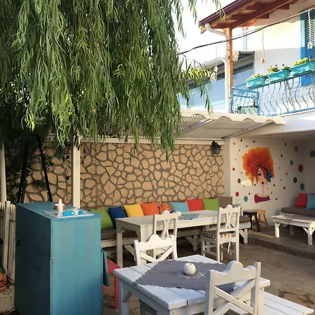 Alojamento de Acomodação e Pequeno-almoço Eleni *